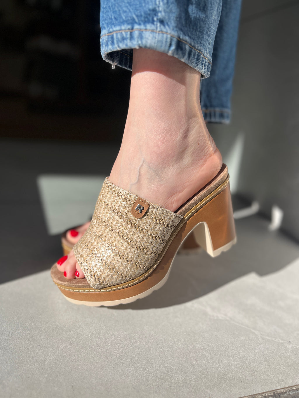 Sandalias de Tacón Refresh Taupe