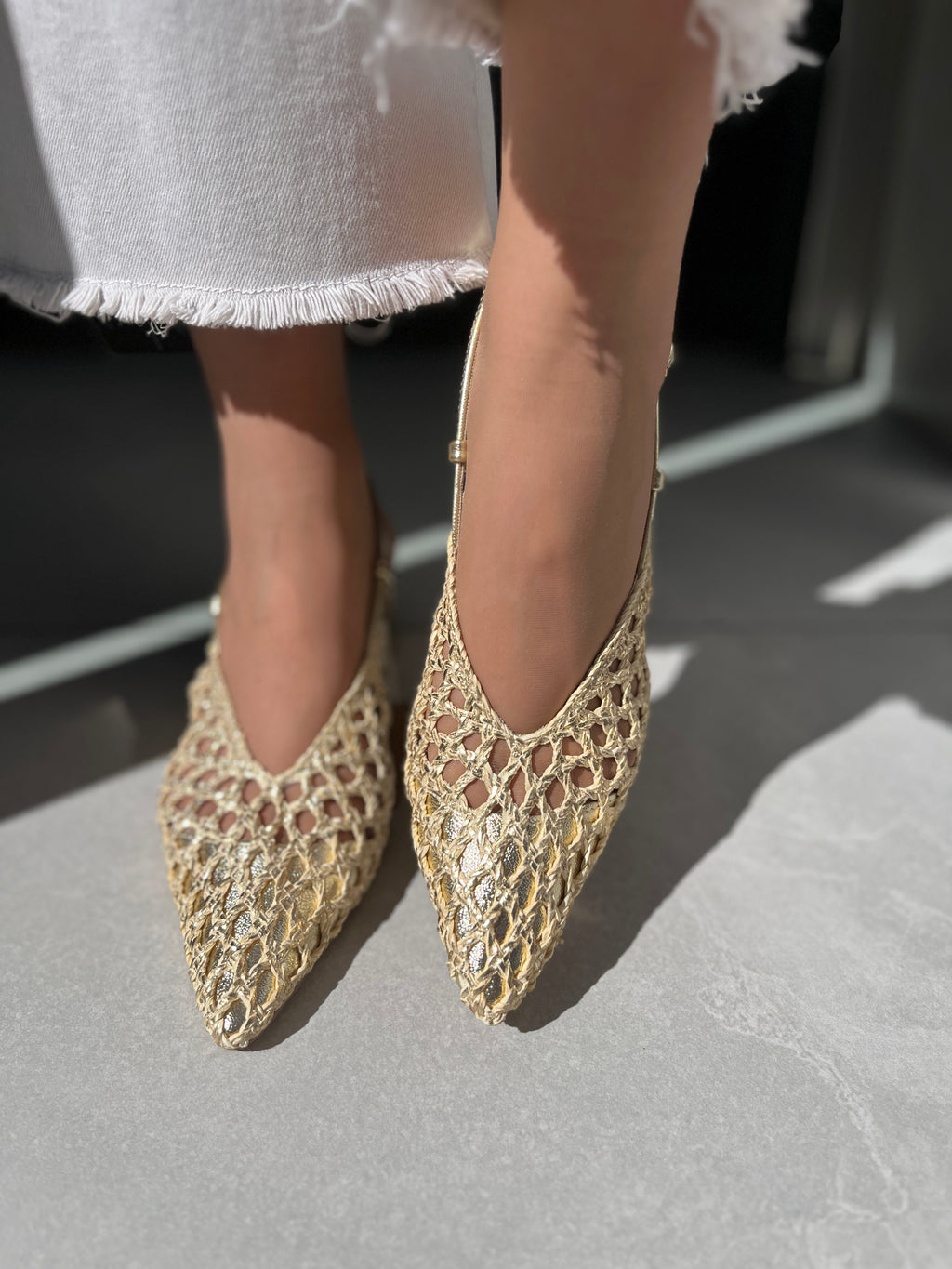 Zapato de tacón medio destalonado Corina
