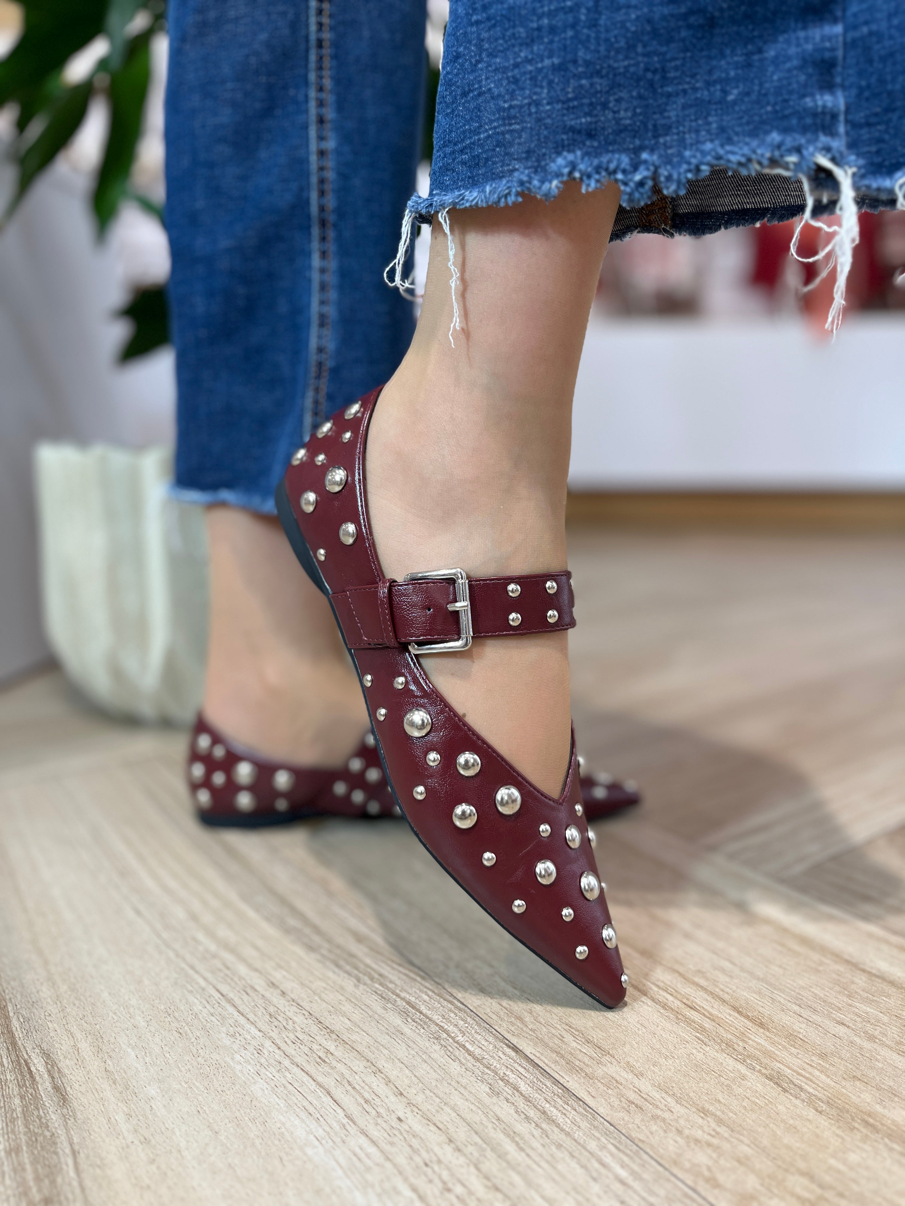 Merceditas Tachuelas Corina