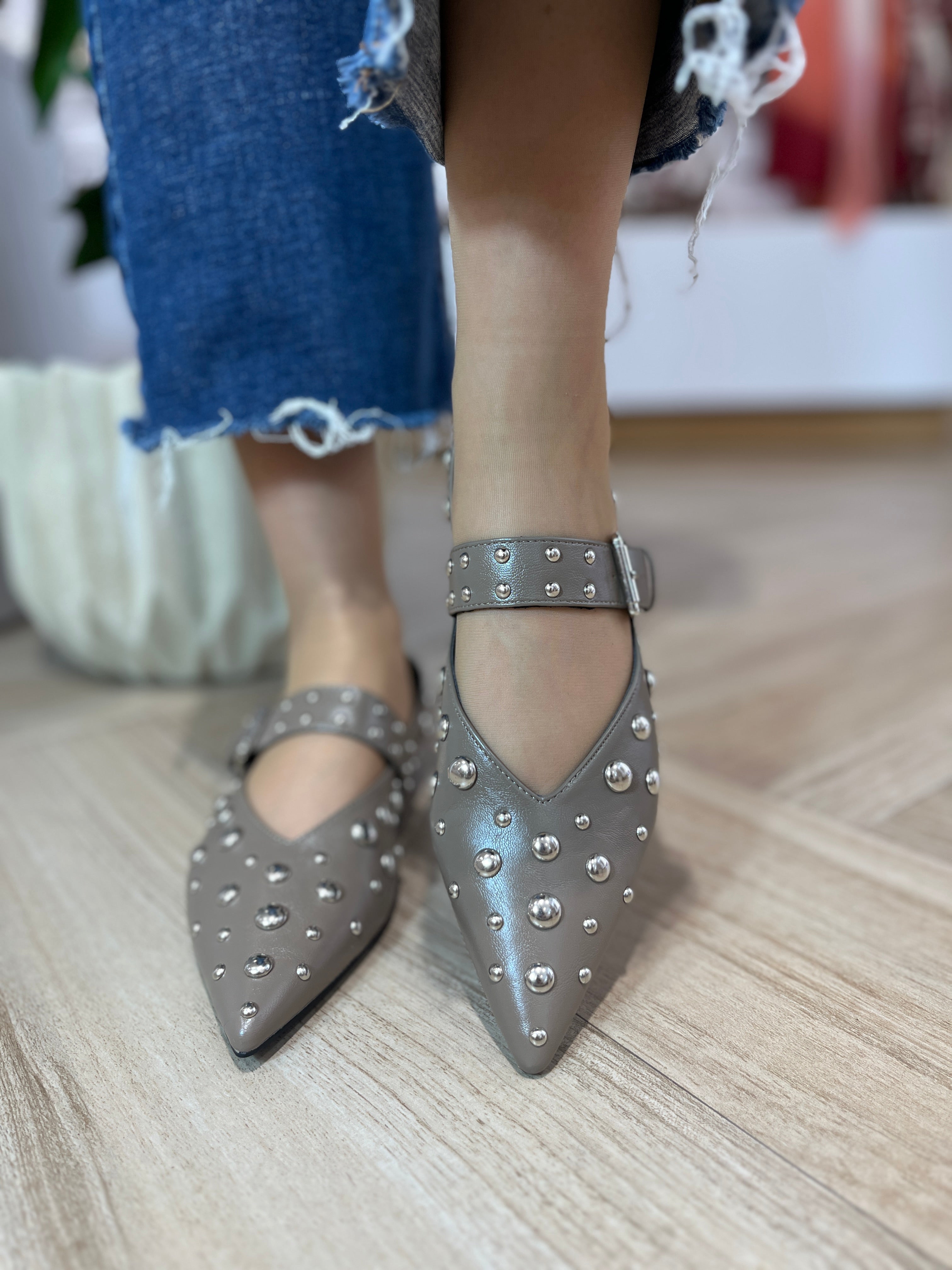 Merceditas Tachuelas Corina