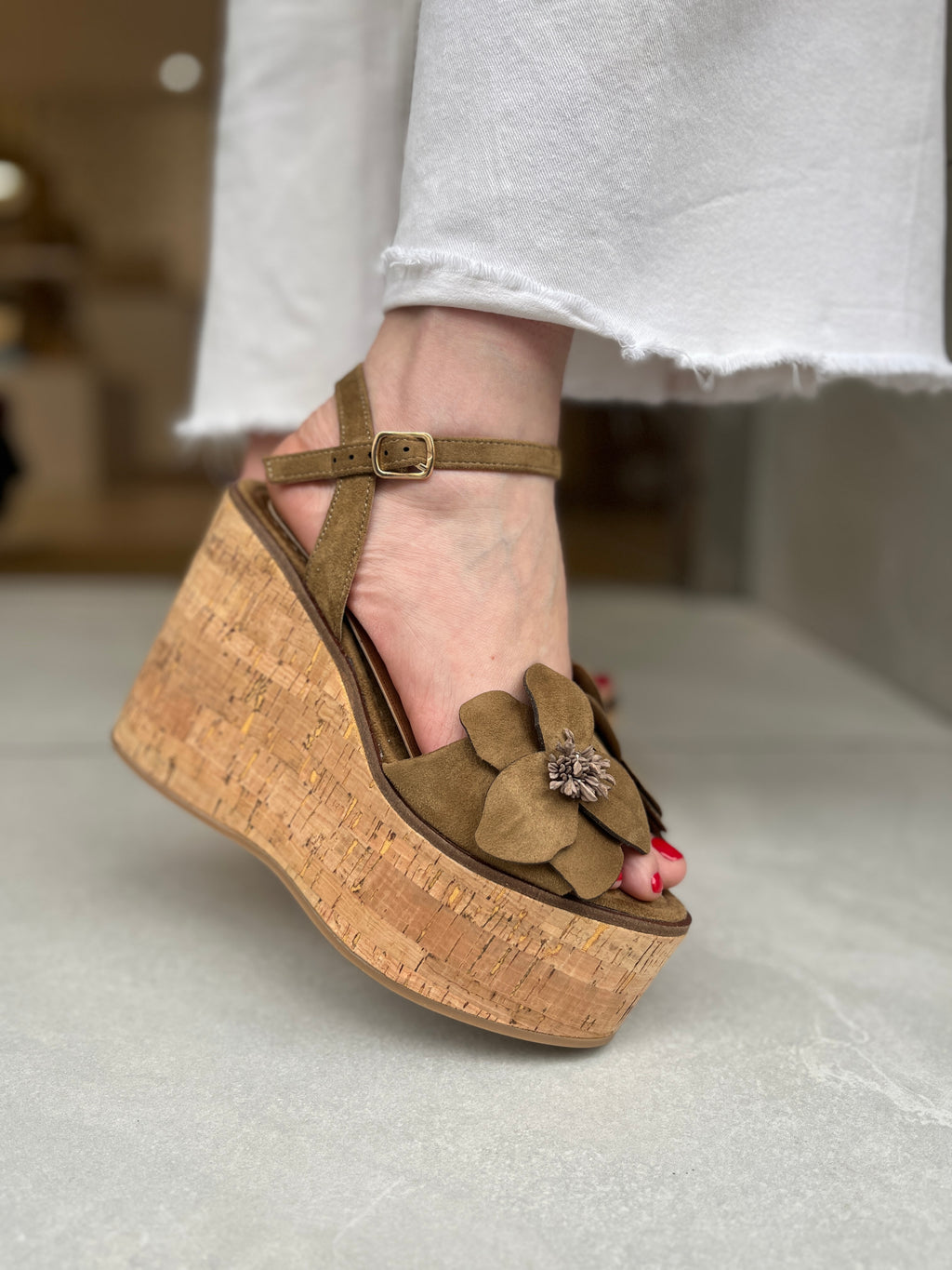 Sandalias con cuña CORINA