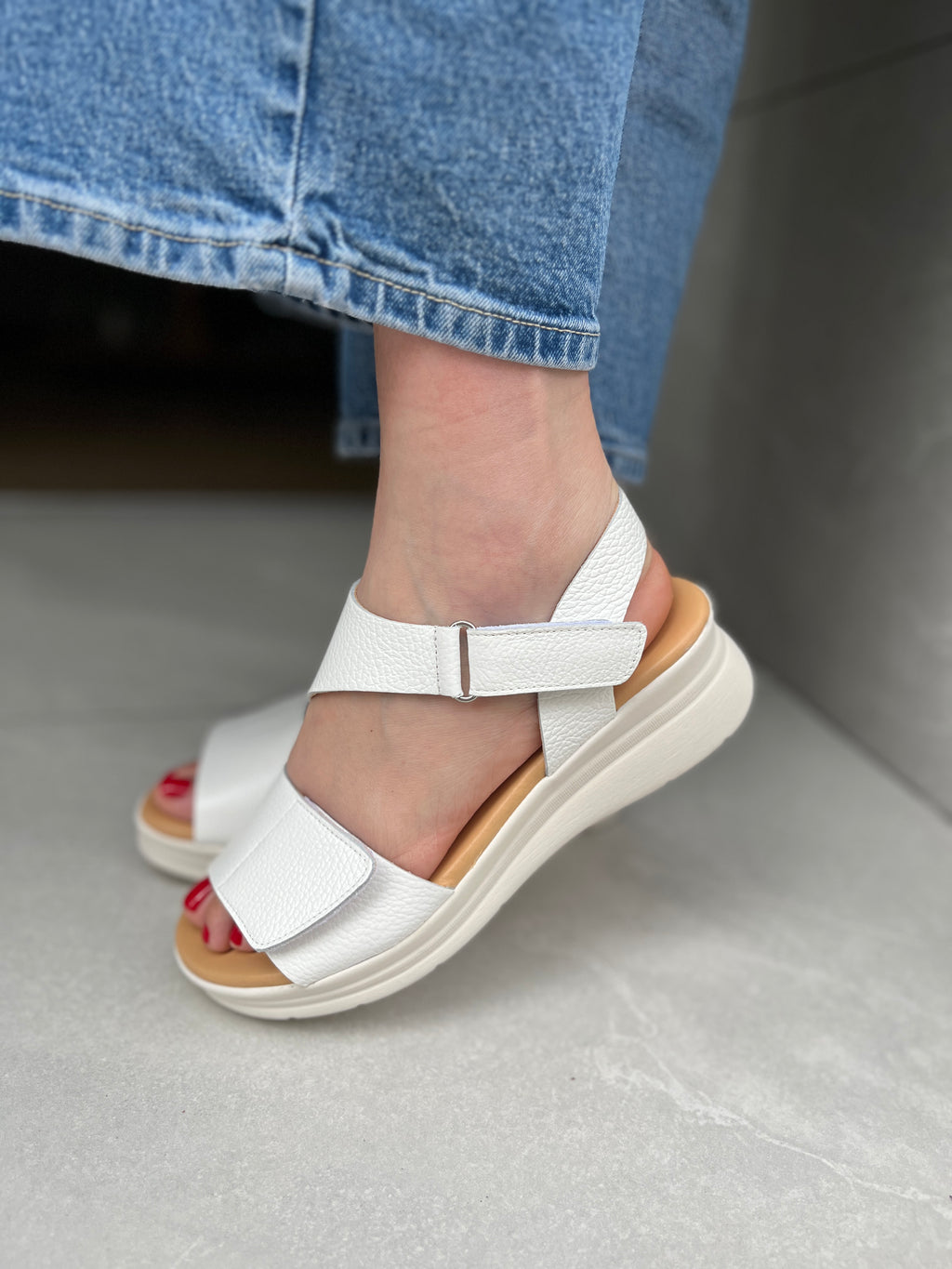 Sandalia Velcro Pitillos