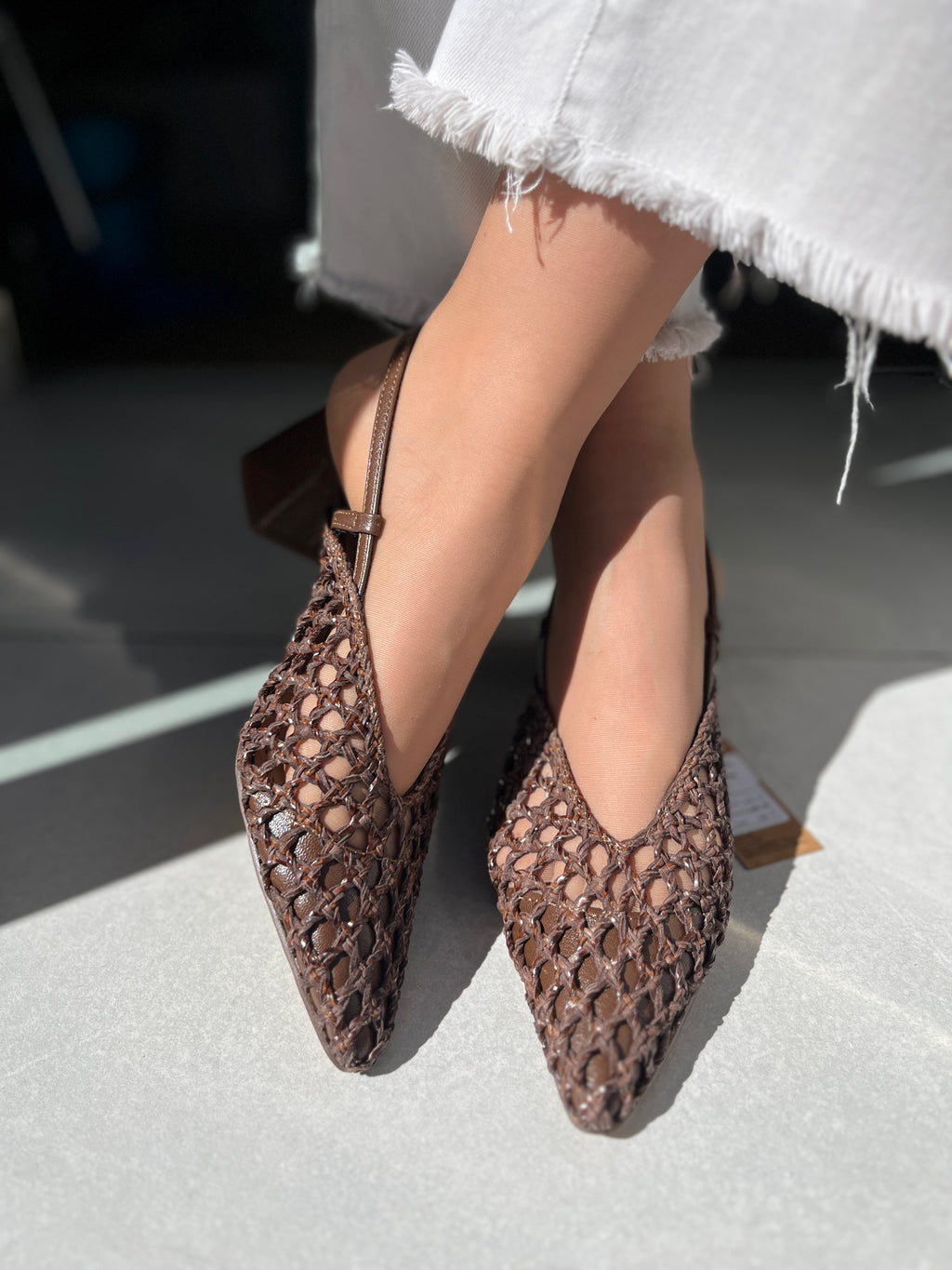 Zapato de tacón medio destalonado Corina
